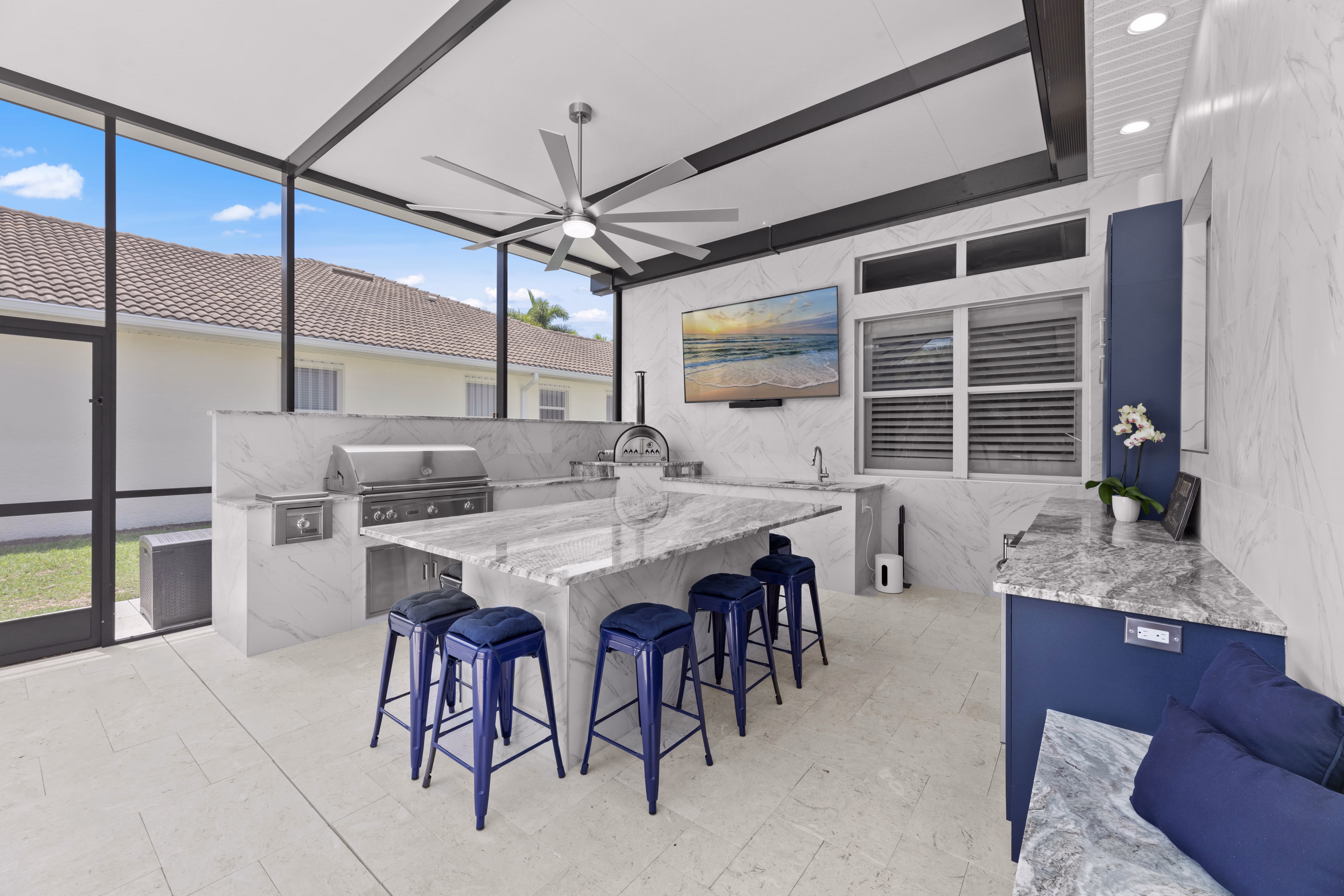 Custom Outdoor Kitchen | HomeWorks SWFL