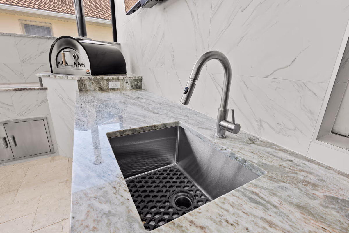 Sinks & Plumbing
